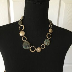 🌷EUC Kenneth Cole Reaction necklace